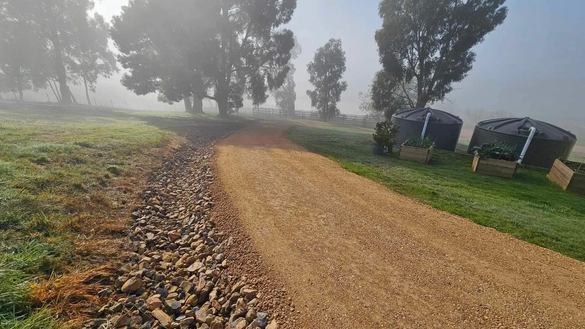 Crushed rock driveway construction Central Victoria