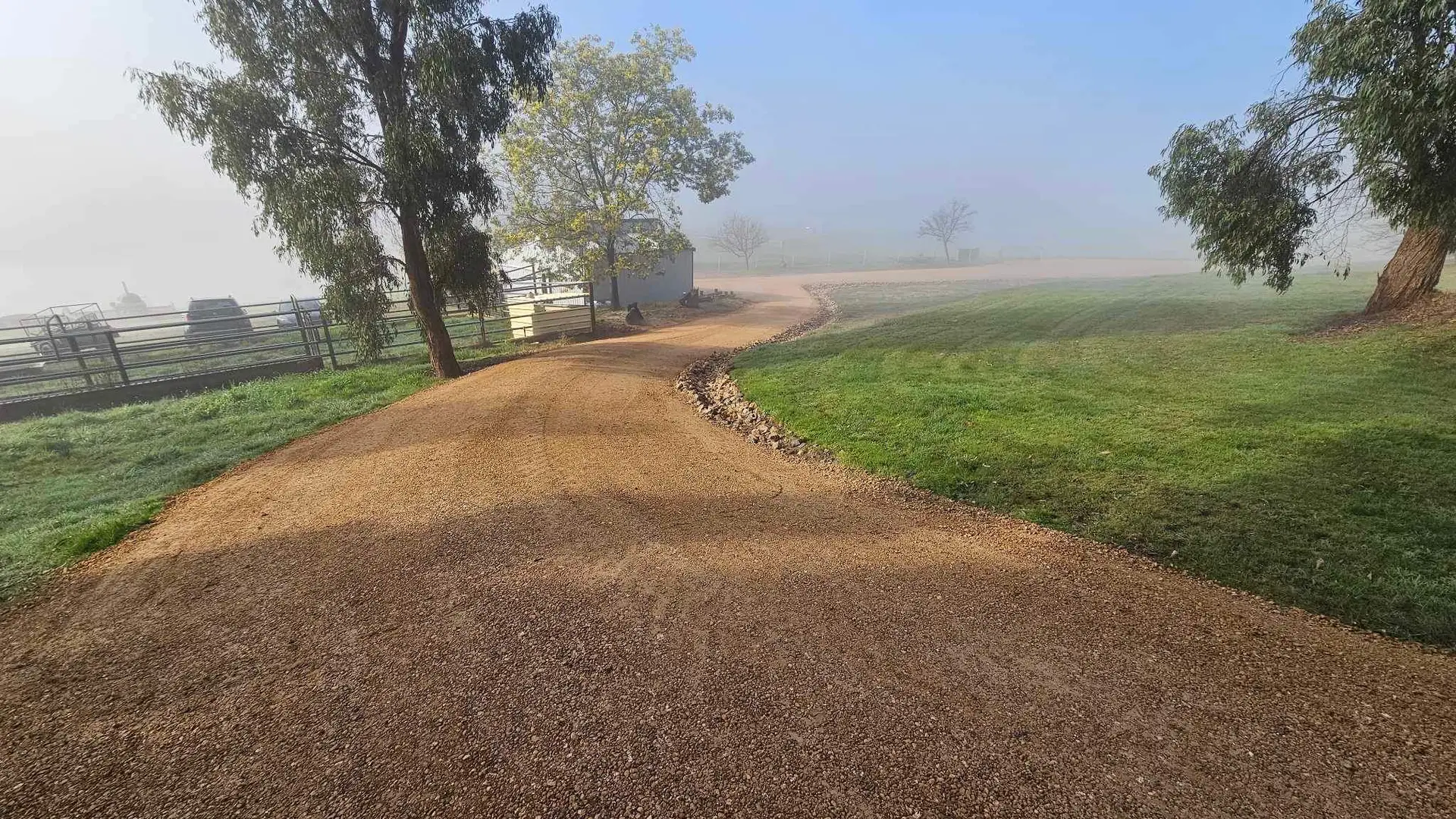 Crushed rock driveway construction Central Victoria