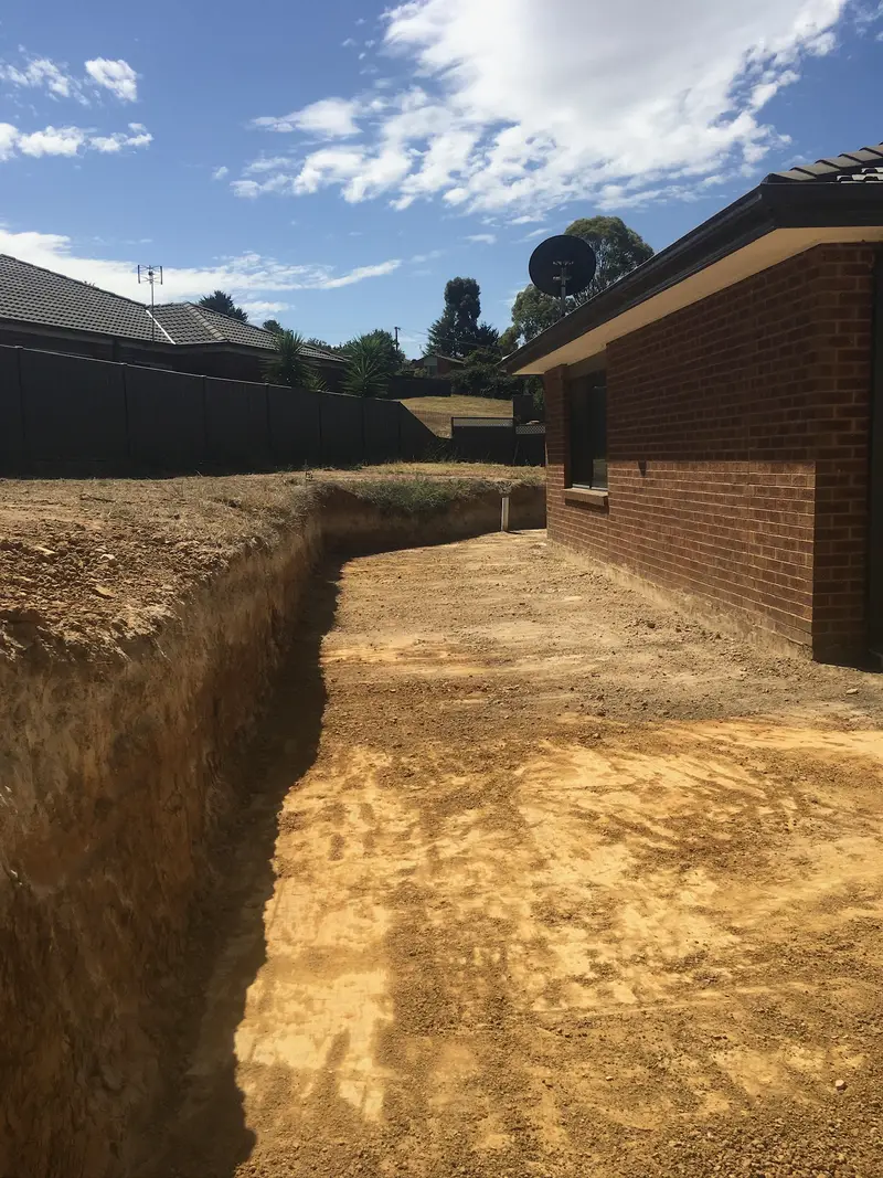 Excavation contractor at work in Central Victoria